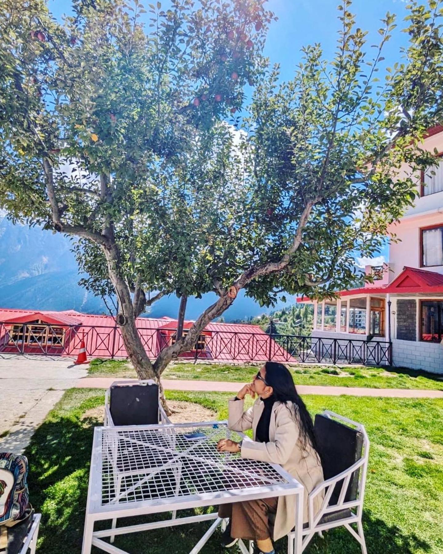 Hotel Rollingrang Kalpa Dış mekan fotoğraf