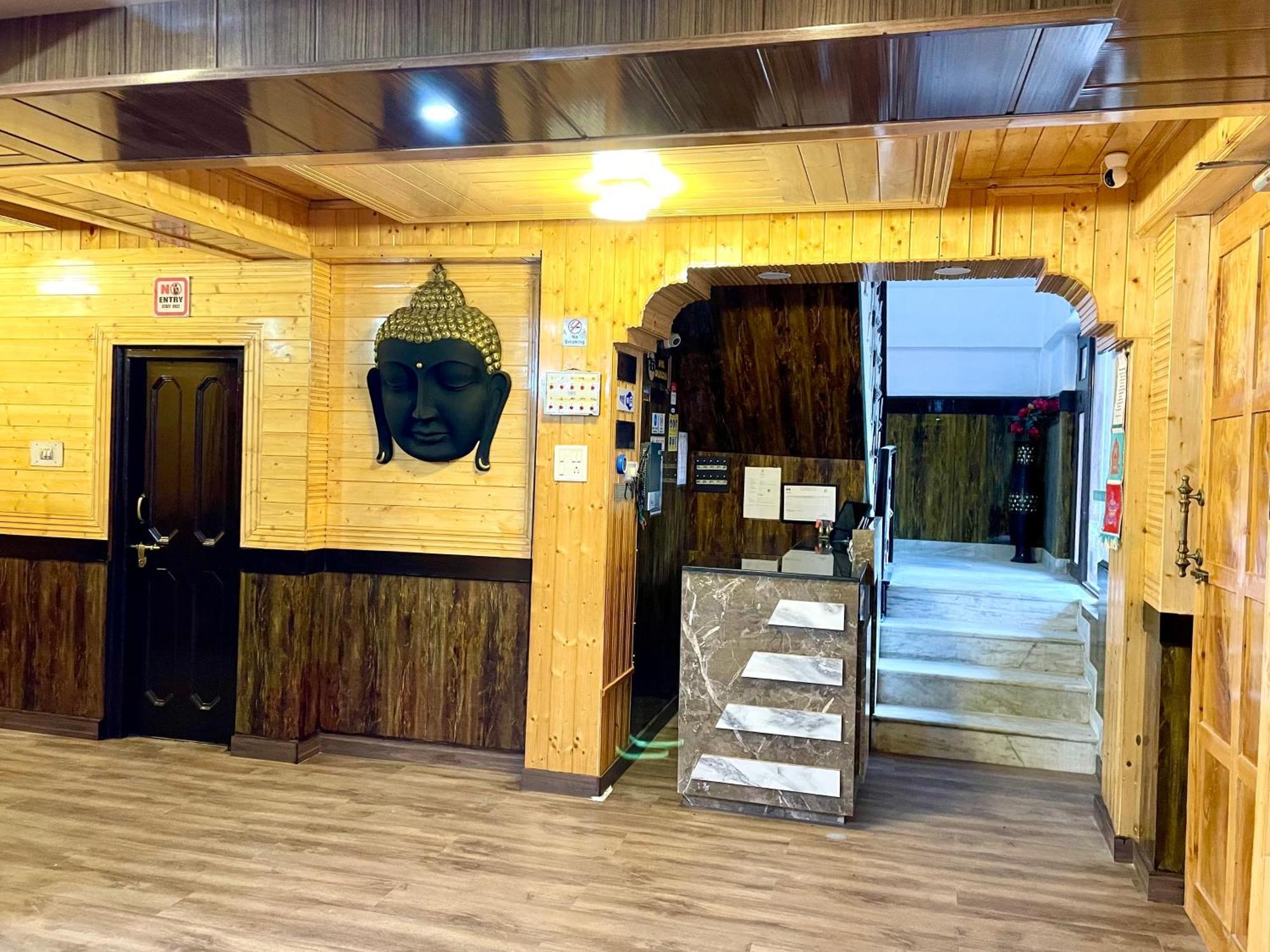 Hotel Rollingrang Kalpa Dış mekan fotoğraf