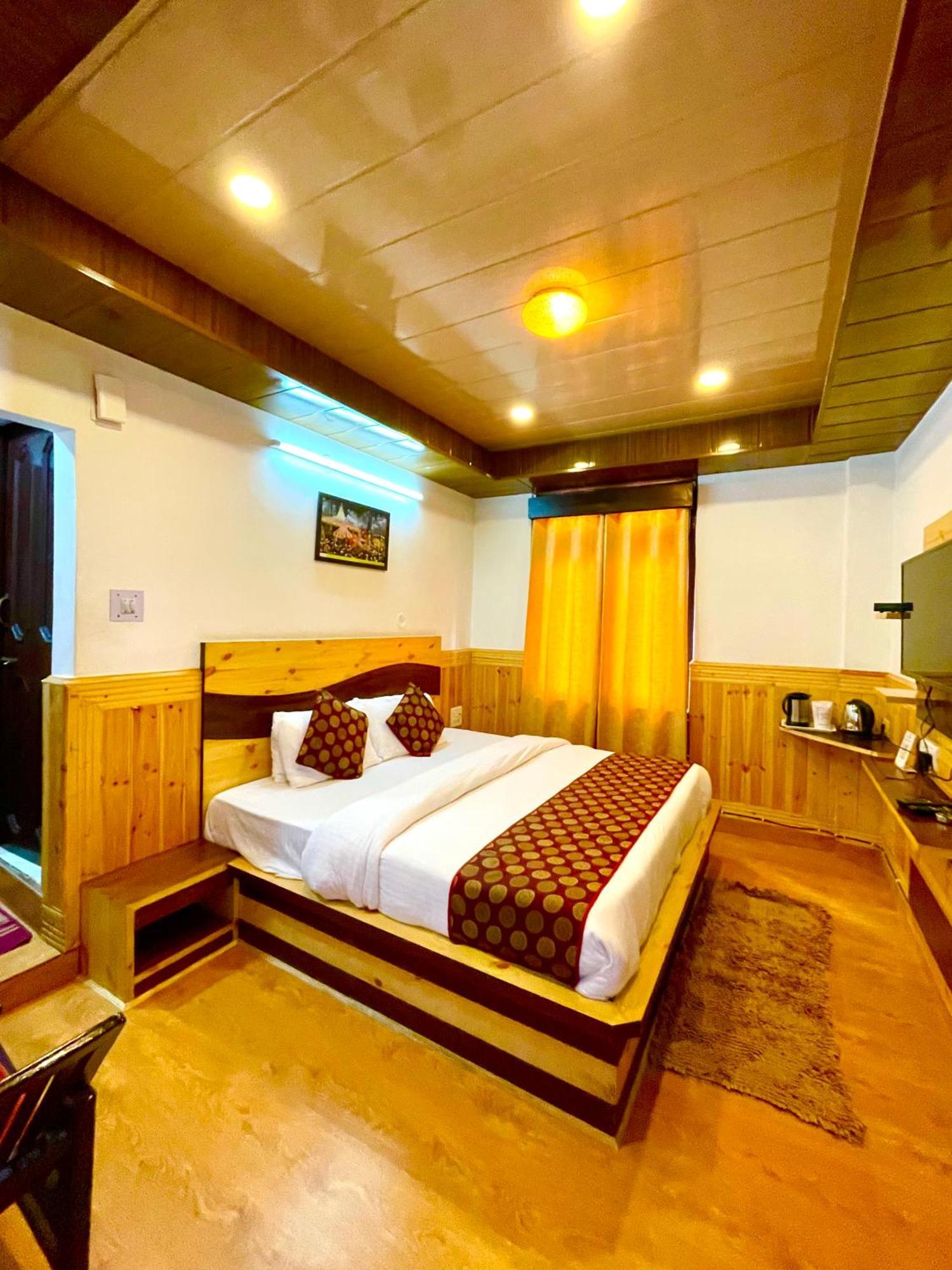 Hotel Rollingrang Kalpa Dış mekan fotoğraf
